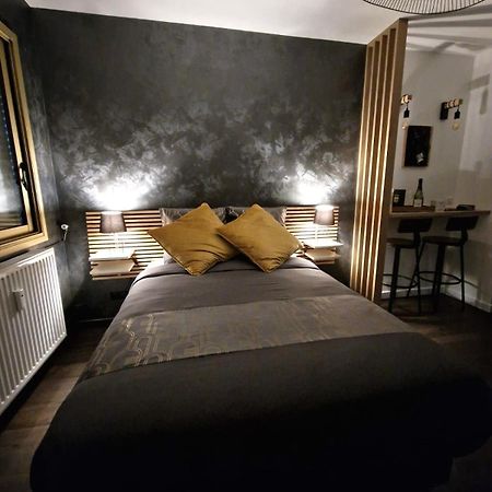 Goutte D'Or - Avenue De Champagne Apartment Epernay Luaran gambar
