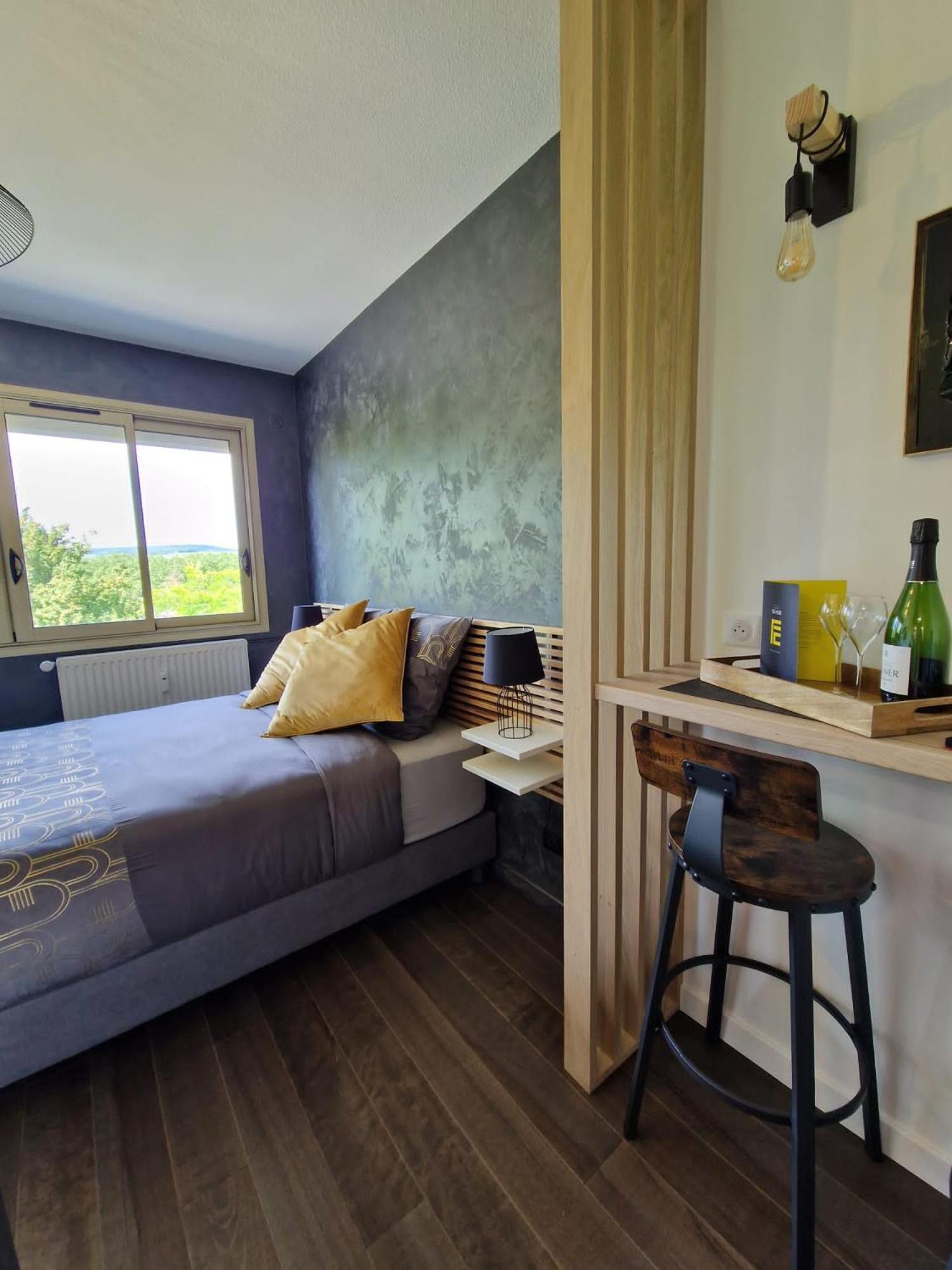 Goutte D'Or - Avenue De Champagne Apartment Epernay Luaran gambar